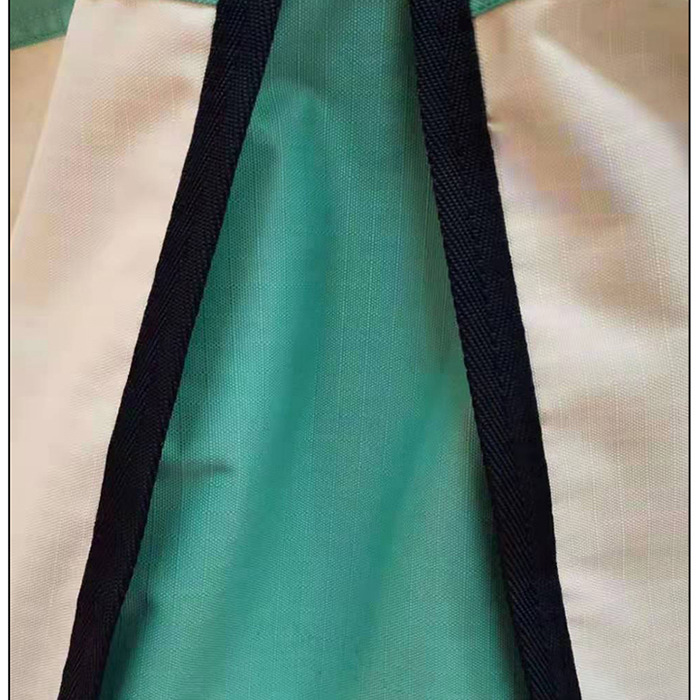 1200D horse rug shell, binding and stitching detail